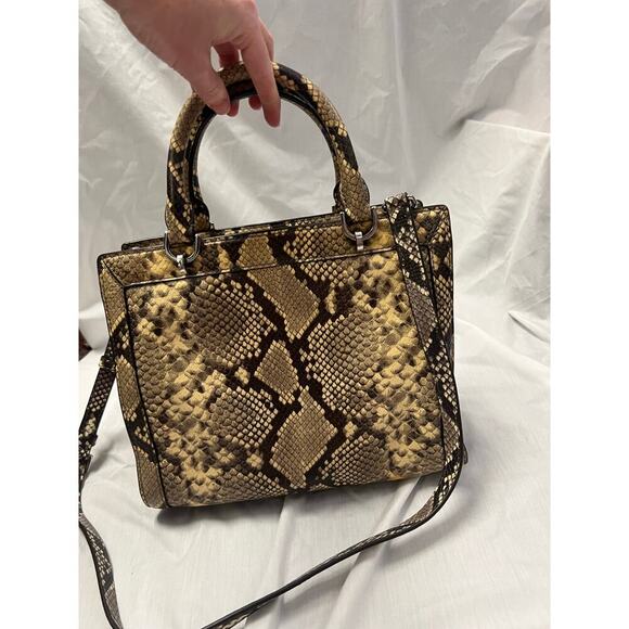 Michael Kors Python Jet Set Crossbody Removable Strap Bag GS - Picture 4 of 9